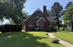 1415 Madison Avenue, Burlington, IA 52601