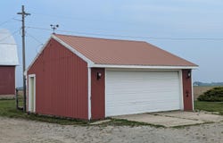 153 N Court, Turner, MI 48765