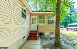 1040 OCEAN PARKWAY, OCEAN PINES, MD 21811