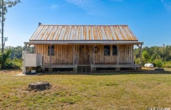1318 Poor House Road, Lawrenceville, VA 23868