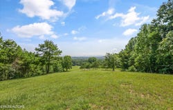 2395 Mecca Pike, Englewood, TN 37329