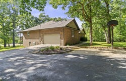 414 E Hughes Road, Willard, MO 65781