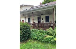 237 E Hamilton Avenue, Sherrill, NY 13461