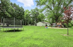 521 S 6th St, Silver Lake, WI 53170