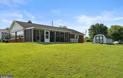 203 SECOND STREET, SHENANDOAH, VA 22849
