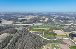 2536 143rd Ave, Decorah, IA 52101