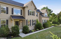 914 HILLTOWN Pike, LINE LEXINGTON, PA 18932