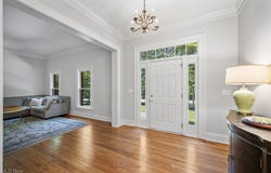 6039 Ledgeview Drive, Boston Heights, OH 44264