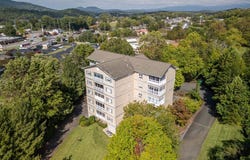 121 N River Street, HIAWASSEE, GA 30546
