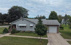 1101 1St Avenue, Ackley, IA 50601