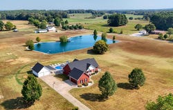 2345 E Grove Road, GLEASON, TN 38229