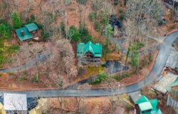 1346 N Baden Drive, Gatlinburg, TN 37738
