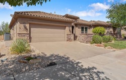 1712 W BONITA BAY DR, St George, UT 84790
