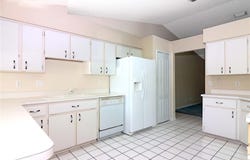 21502 KING HENRY AVENUE, LEESBURG, FL 34748