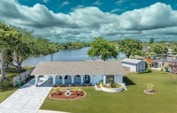 902 CANAL CIRCLE, SEBASTIAN, FL 32958