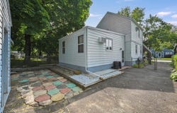 43 Hall St, Clifton City, NJ 07014-1806