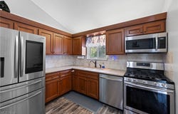 21104 Mastick Road, Fairview Park, OH 44126