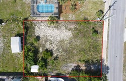 117 15th St, Mexico Beach, FL 32456
