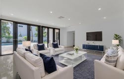 549 NE 12th Ave, Fort Lauderdale, FL 33301