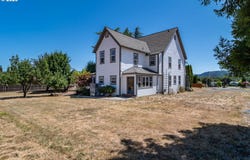 13224 SE LOOKINGGLASS RD, Winston, OR 97496