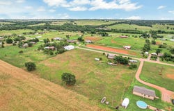 11221 N 1928 Road, Sayre, OK 73662