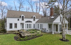 18 Zeitler Farm Road, Brunswick, ME 04011
