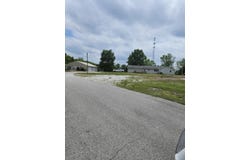 5194 W Sunshine, Springfield, MO 65802