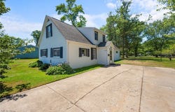 470 3rd Street, Geneva, OH 44041
