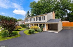 8418 STONE GATE Drive, ANNANDALE, VA 22003