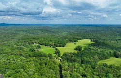 1447 Travis Smith Road, Clarkesville, GA 30523