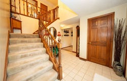 17 Alanview Drive, Lockport, NY 14094