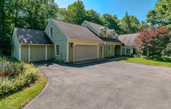 7806 Fairidge Road, Kirtland, OH 44094
