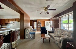 709 W Waco St, Marfa, TX 79843