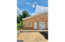 47 W Church, Elberton, GA 30635