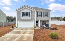 566 Pinecrest Street NW, Shallotte, NC 28470