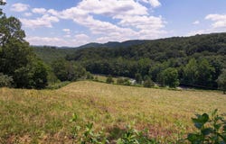 2642 Madam Creek, Hinton, WV 25951