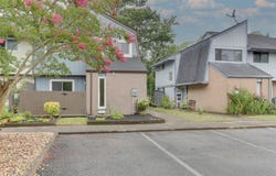 164  Lake One Dr, Hampton, VA 23666