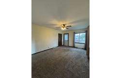 601 S Taylor Ave, Glendive, MT 59330