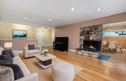 14330 Killion St, Sherman Oaks, CA 91401