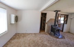 77588 HIGHWAY 216, Maupin, OR 97037