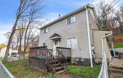 1517 Hulton Road, Verona, PA 15147