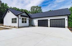 201 CARDINAL TERRACE, Bull Shoals, AR 72619
