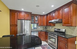67 Albury Way, North Brunswick, NJ 08902