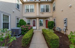 605 JULIAN DRIVE W, WARWICK, PA 18974