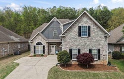 144 COVE LANE, PELHAM, AL 35124