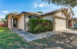 2614 Middleground, San Antonio, TX 78245