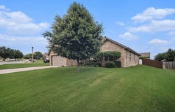 1917 Bay Laurel Drive, Weatherford, TX 76086