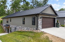1031 Sycamore Lane, Millersburg, OH 44654