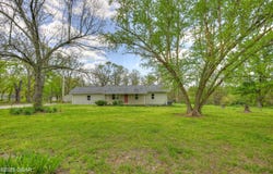 19327 Piercy Lane, Neosho, MO 64850