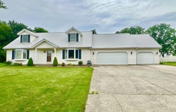 755 Tomahawk Trail, Coldwater, MI 49036